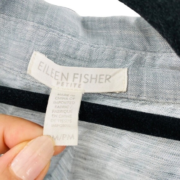 Eileen Fisher Size M Petite Organic Linen Button Down Shirt Light Blue Coastal - Picture 2 of 7